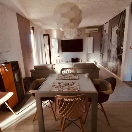 Apartamento Apartman Tresnja Vodice