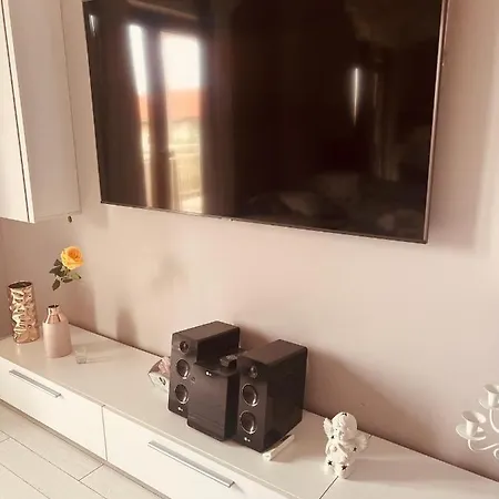 Apartman Tresnja Apartamento